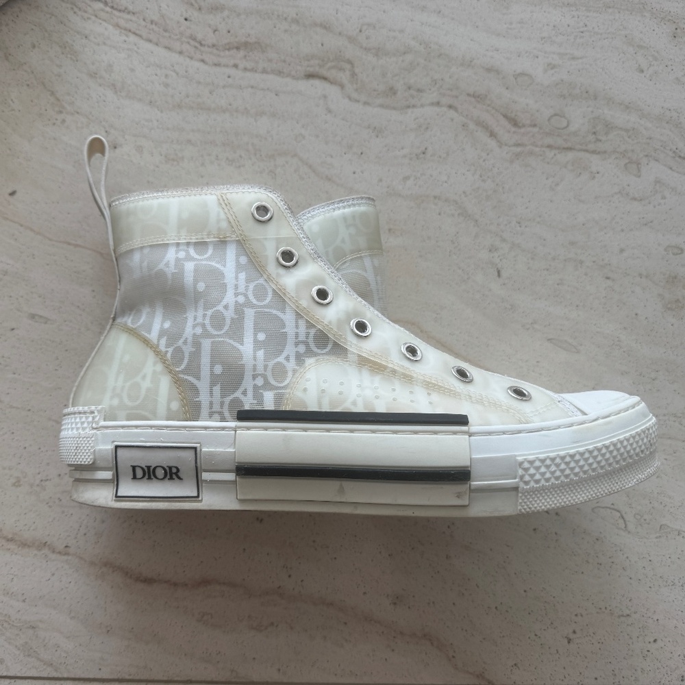 Christian Dior White  B23 High-Top Sneakers